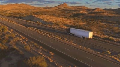 trasporto mezzi agricoli su camion trasporto mezzi agricoli su camion